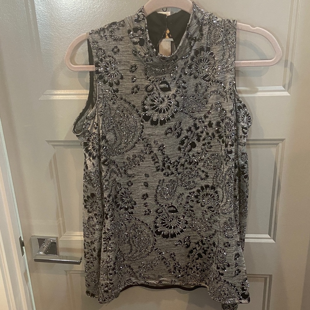 Boston Proper Black and Gray Patterned Blouse